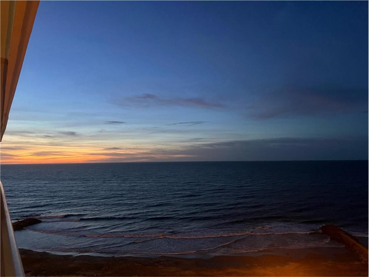 Vista al Mar, Playa y Piscina a 3 min Aeropuerto *