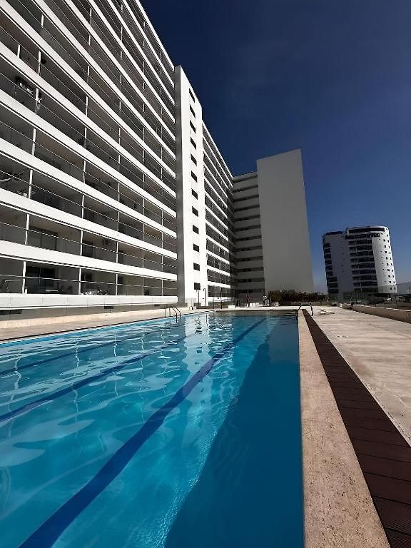 Apartamento Vista al Mar, Playa y Piscina a 3 min Aeropuerto