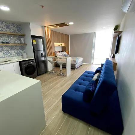 Apartamento Frente Al Mar Cerca Al Aeropuerto