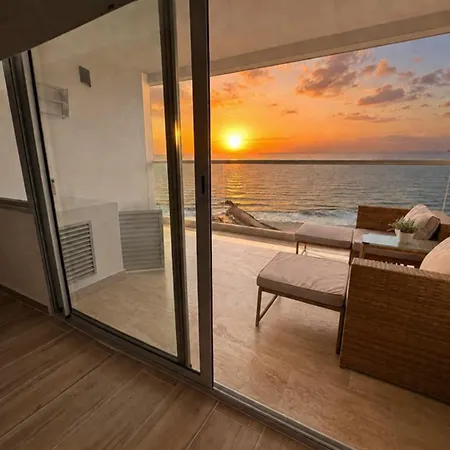 Apartamento Vista Al Mar, Playa Y Piscina A 3 Min Aeropuerto