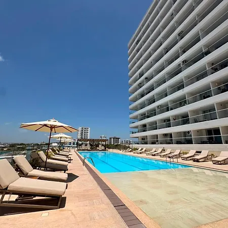 Apartamento Vista Al Mar, Playa Y Piscina A 3 Min Aeropuerto